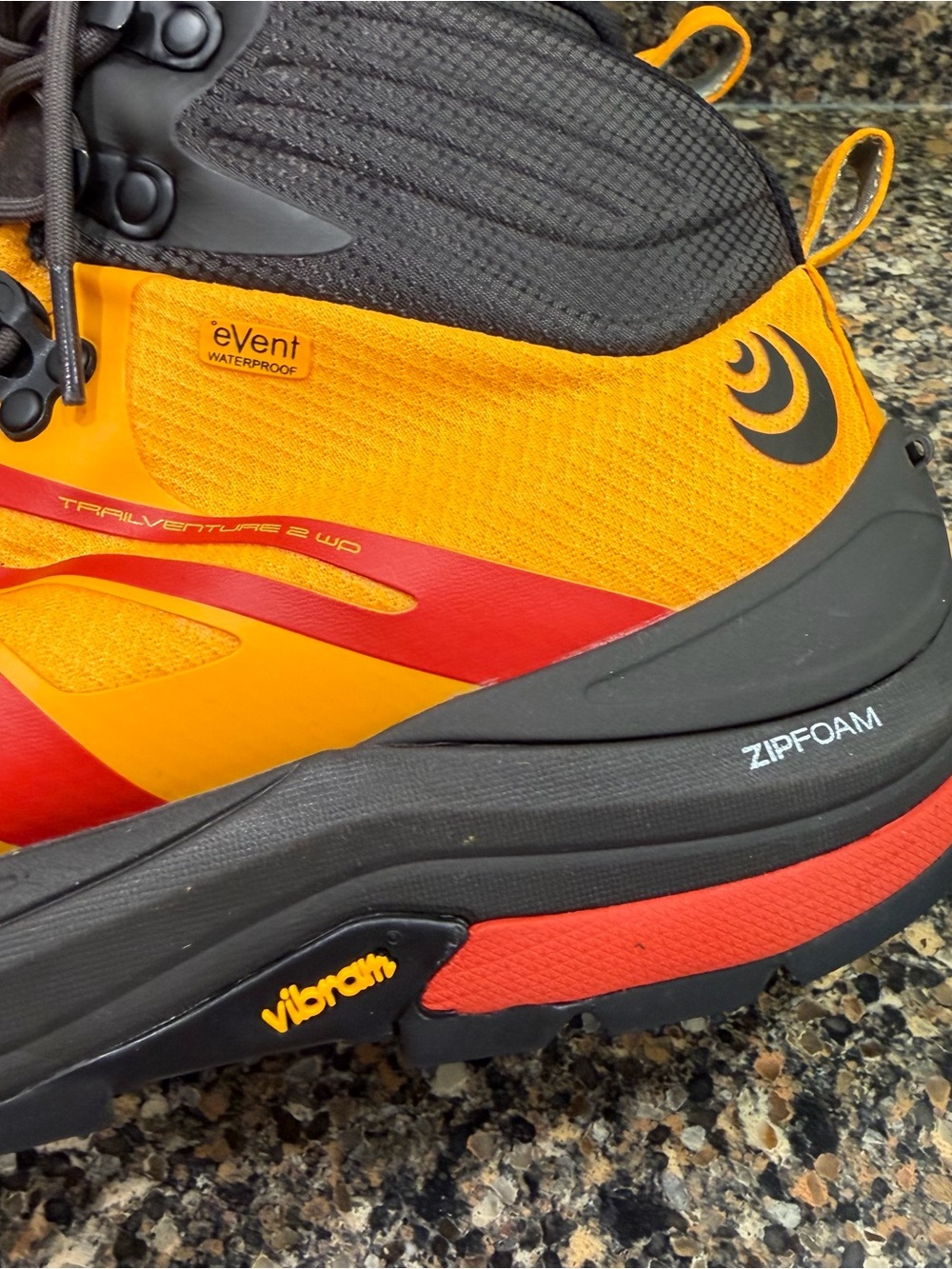 Topo trailventure 2 Yellow and Red Trail Hiking Boot size 13 - Picture 2 of 10